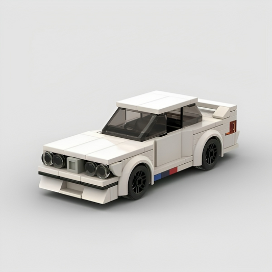 BMW M3 E30 | WHITE EDITION